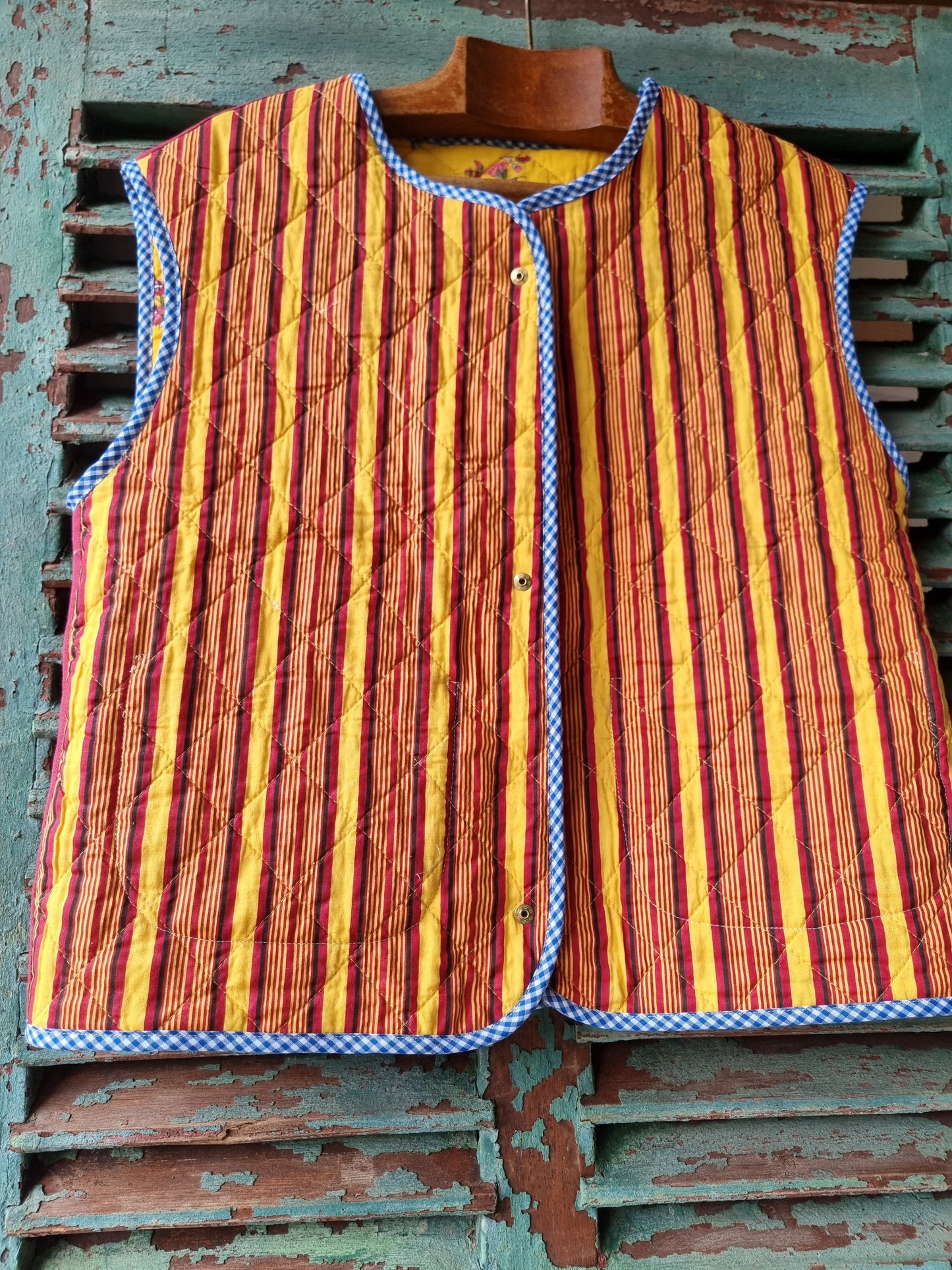 Gilet matelassé jaune