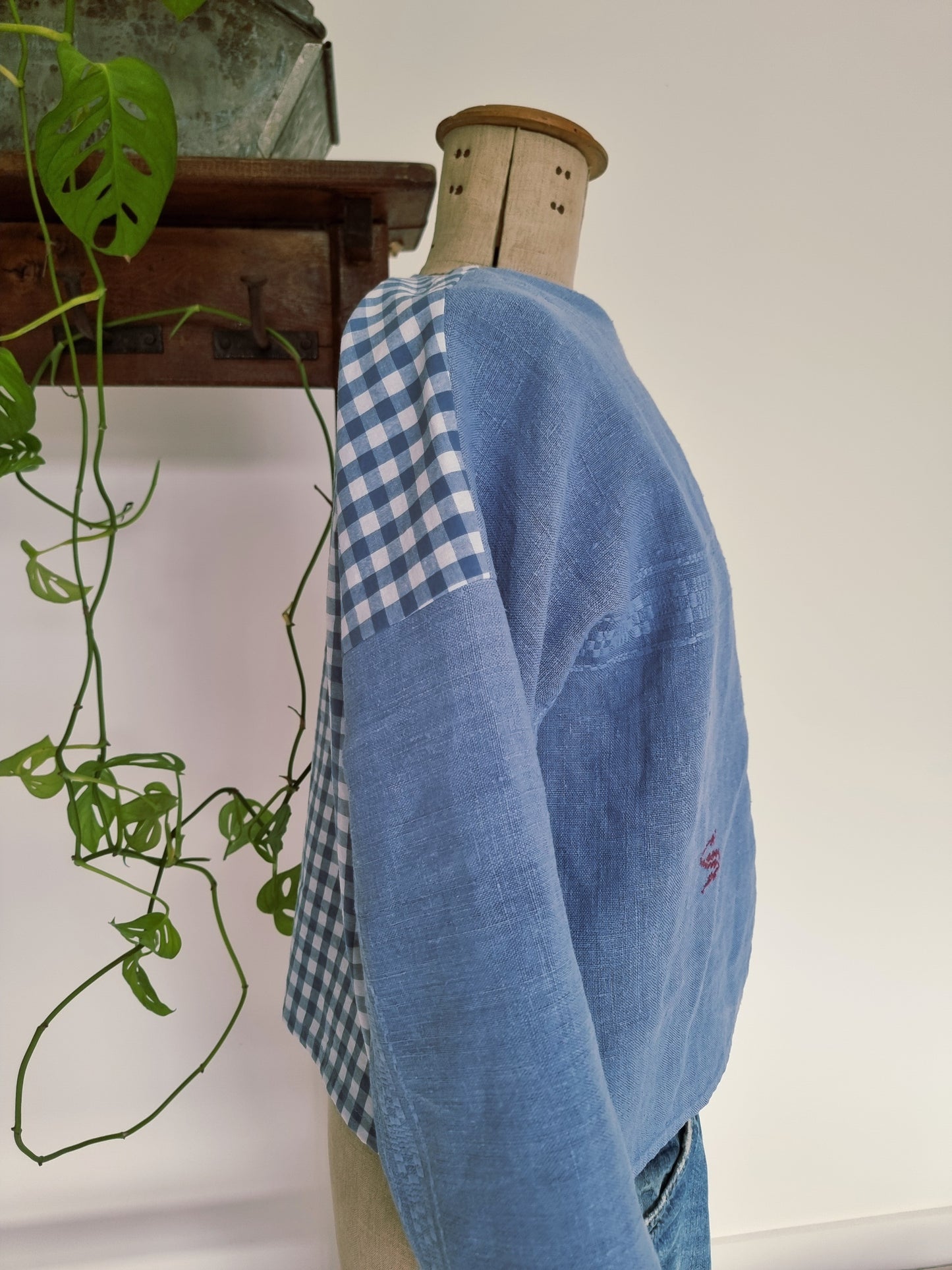 Tunique minimaliste bleue