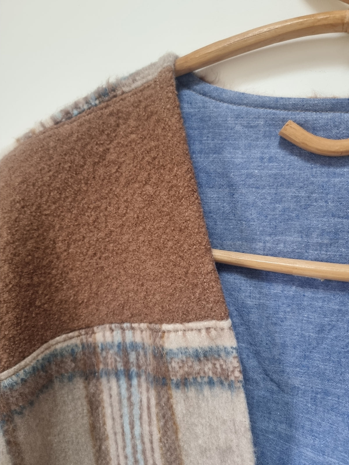 Veste sans manches réversible camel et denim