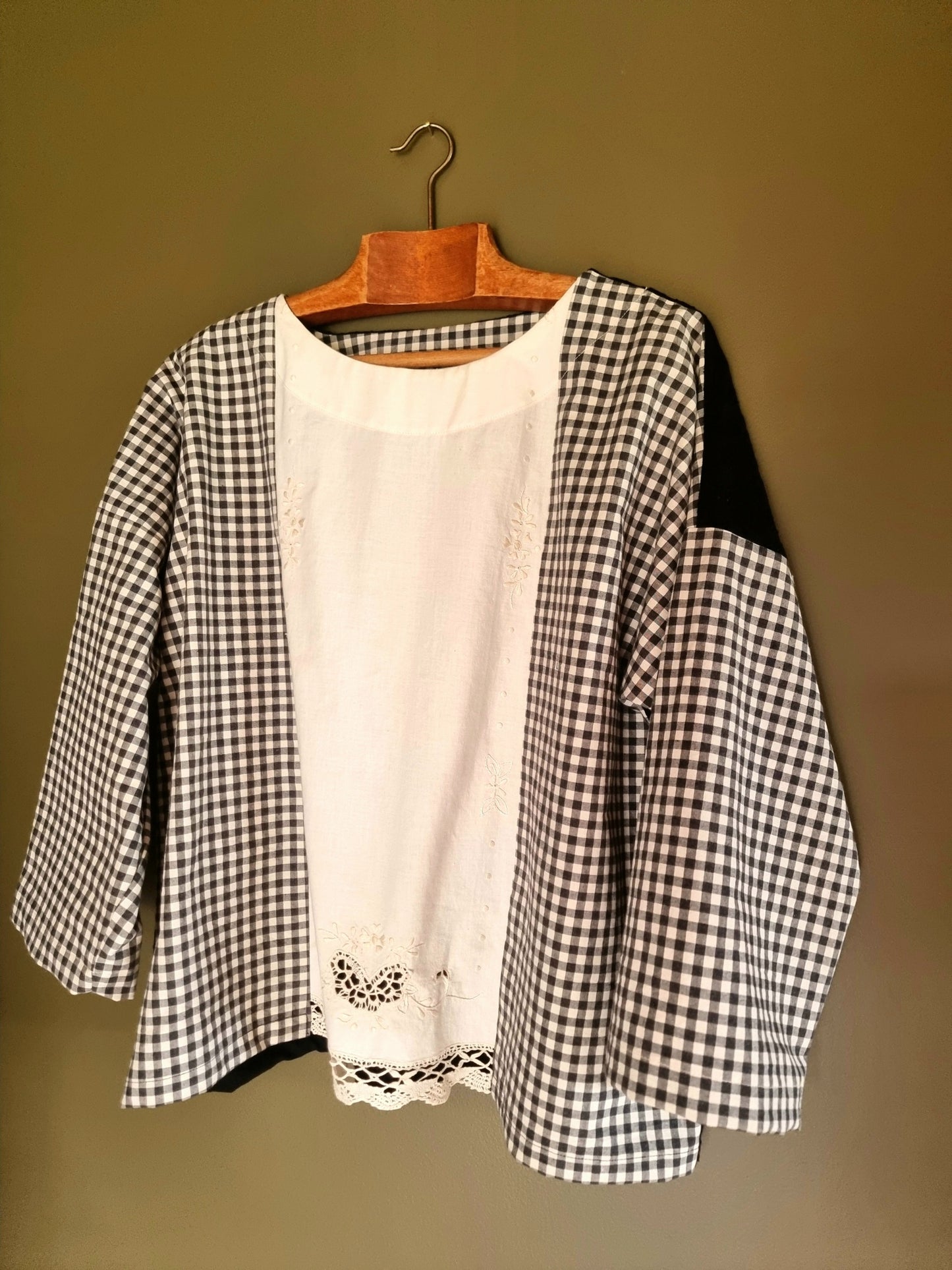 Tunique minimaliste noire