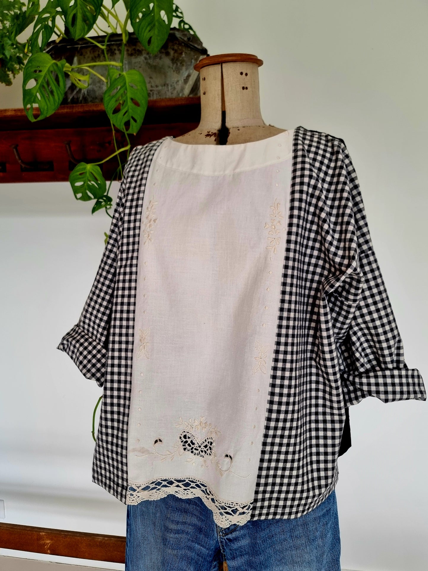 Tunique minimaliste noire