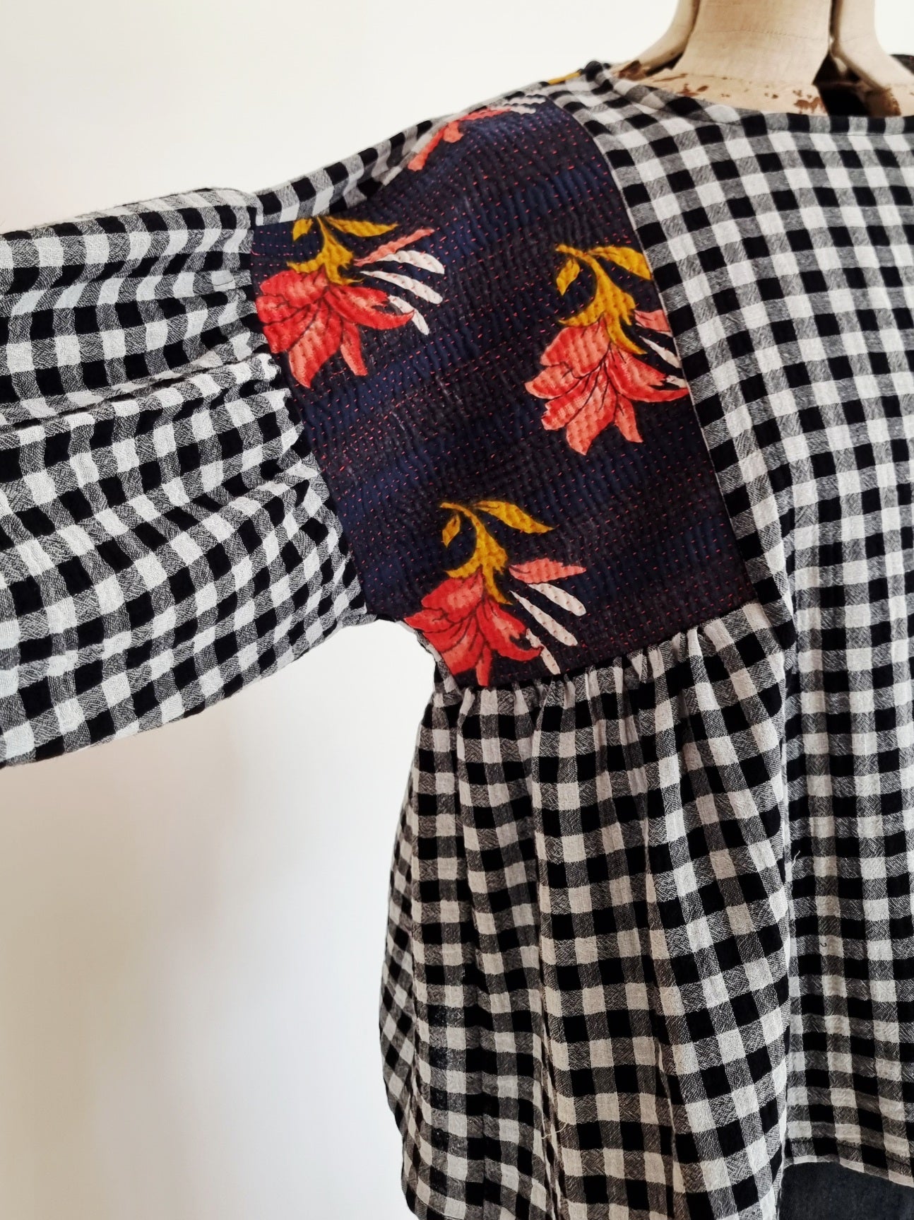 Tunique Erell kantha et vichy noir