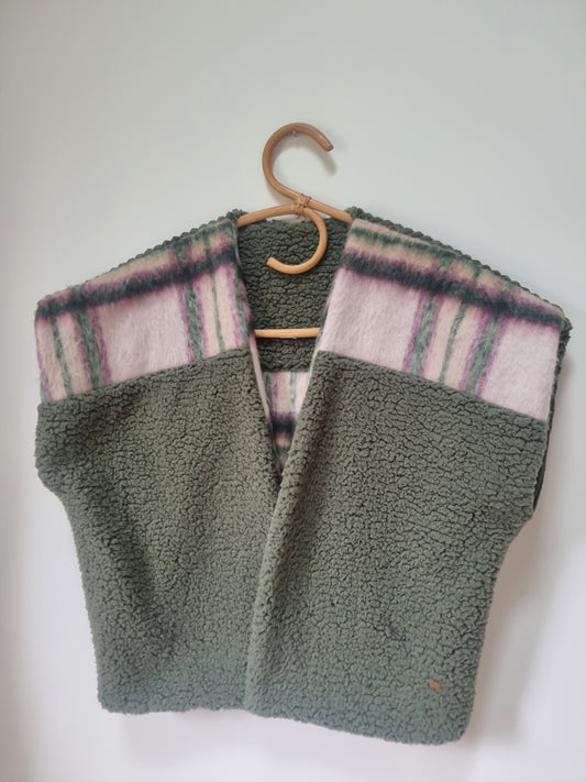 Veste sans manches réversible kaki et mauve