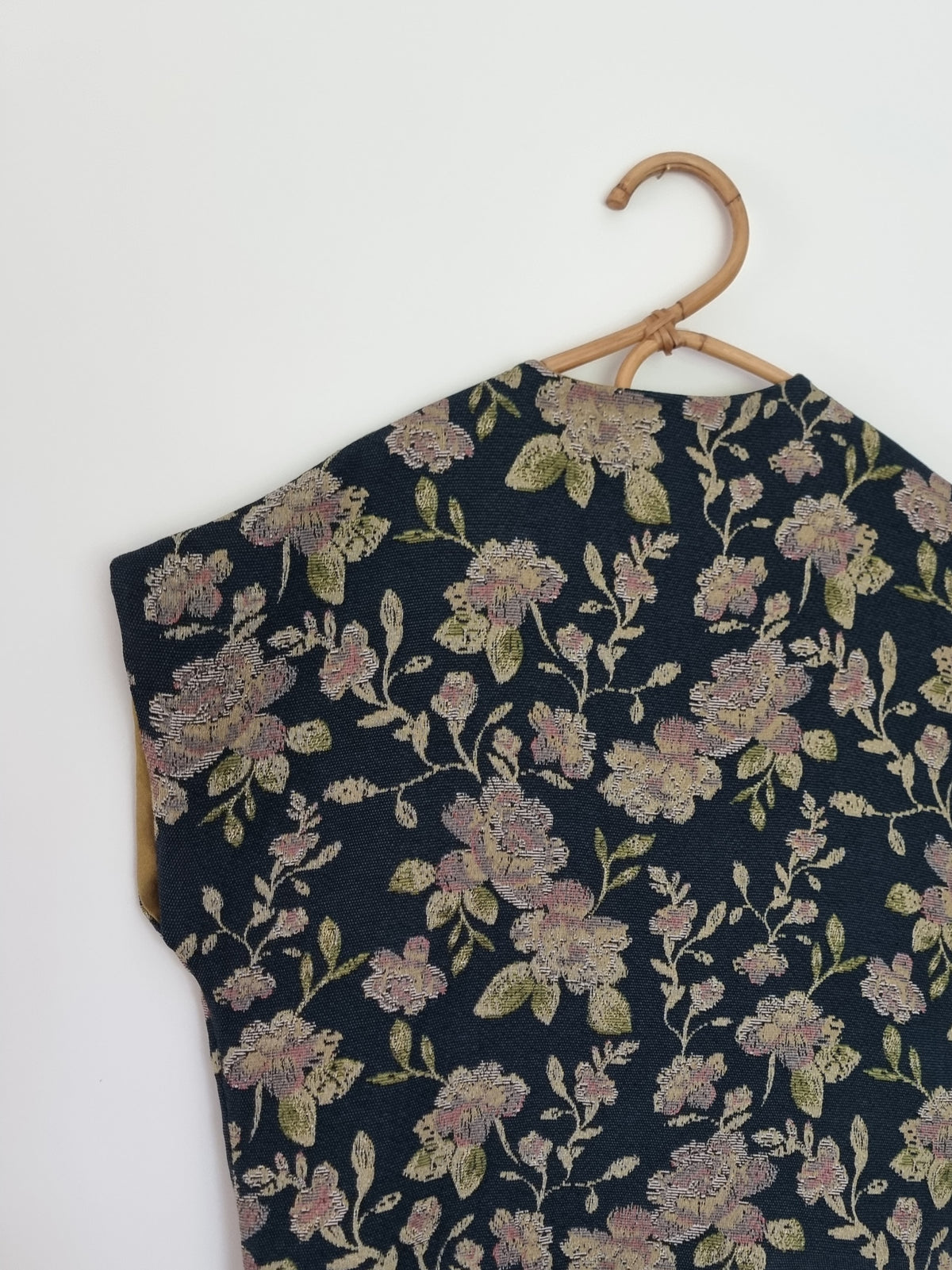 Veste sans manches réversible jacquard noir