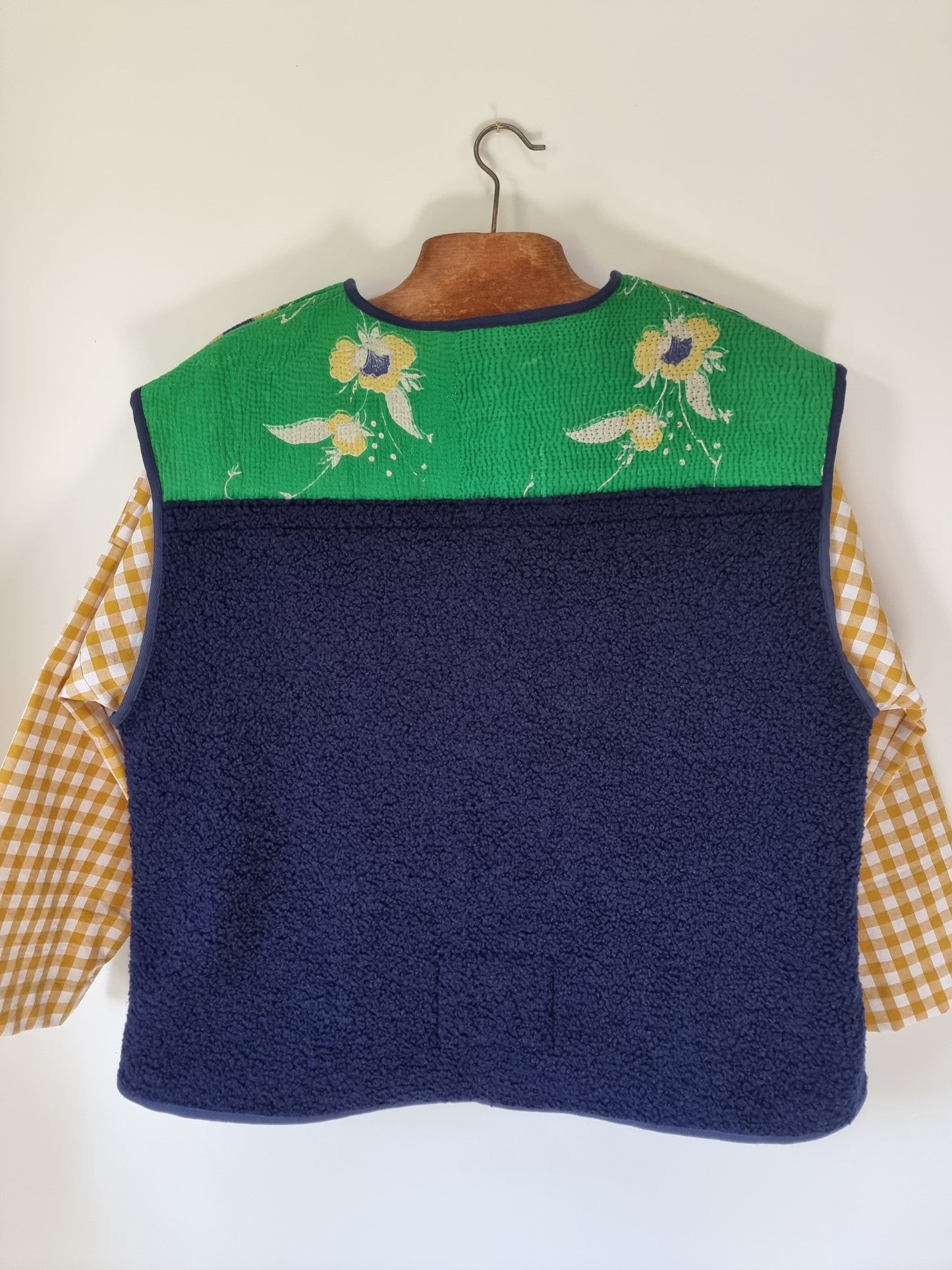 Gilet mouton et kantha marine