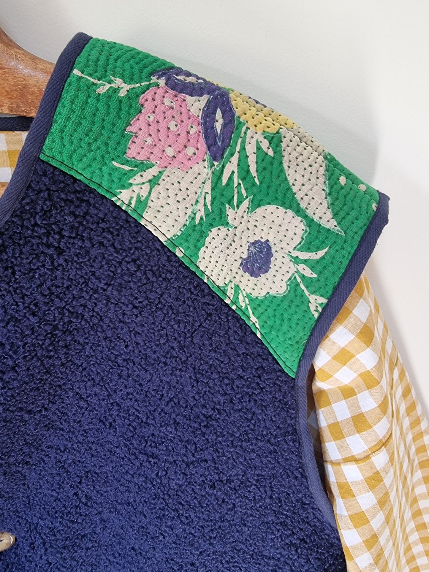 Gilet mouton et kantha marine